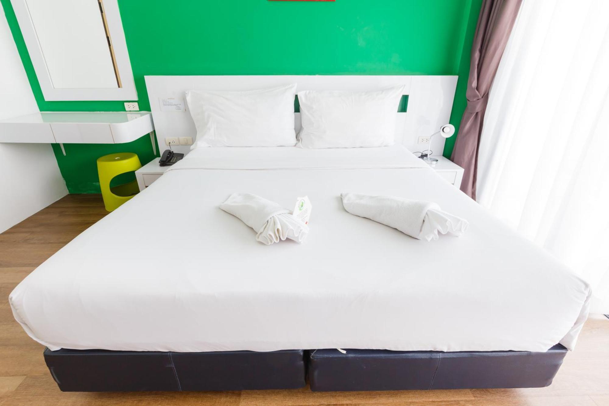Hotel The Frutta Boutique Patong Exterior foto